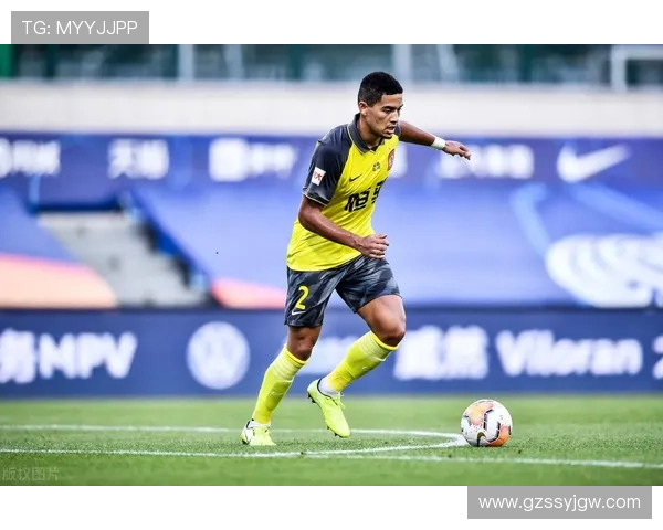 赫尔城俱乐部宣布新赛季阵容调整引发球迷热议加强攻防配合策略